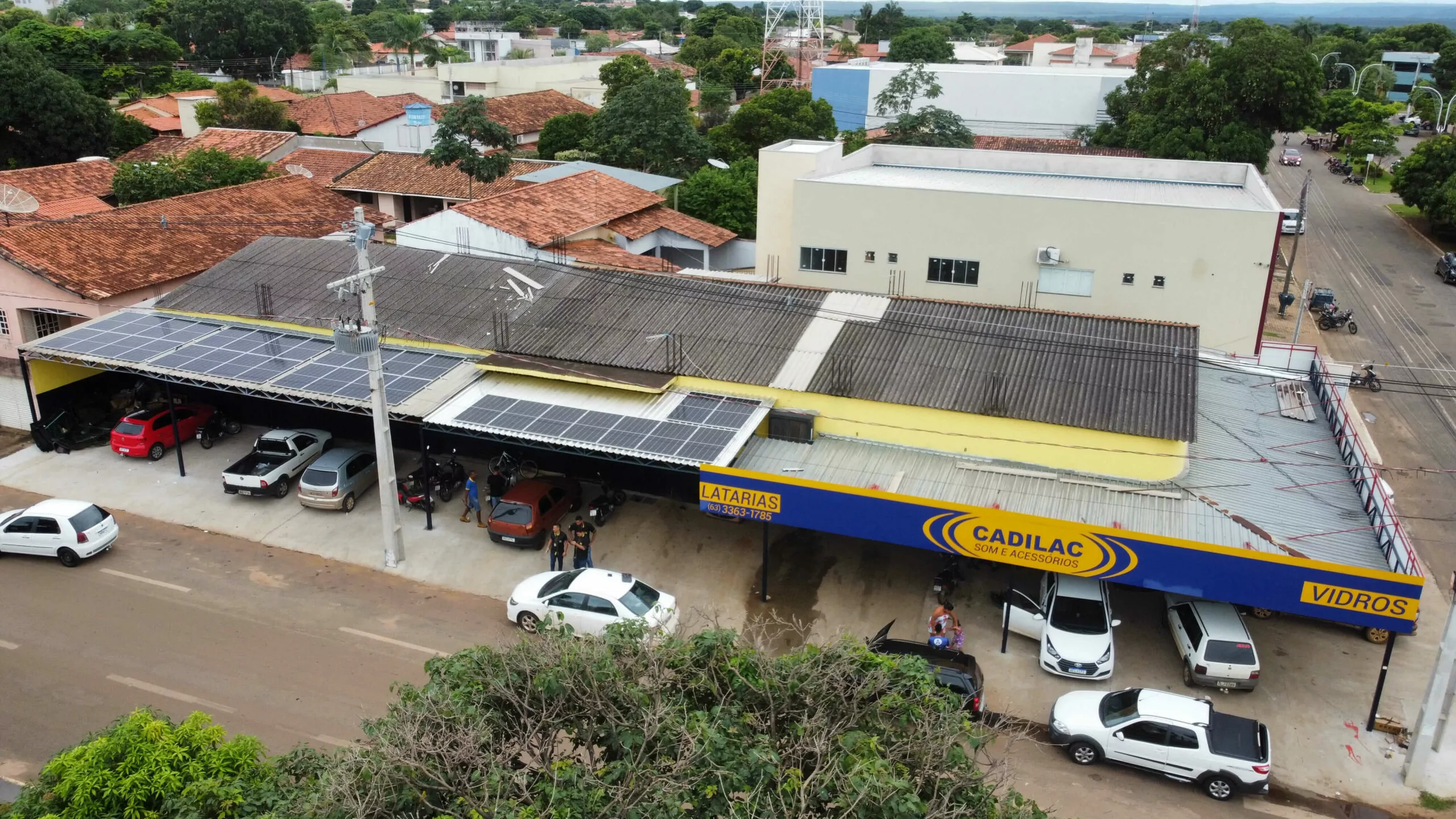 8. Foto landing page - Cadillac (1)